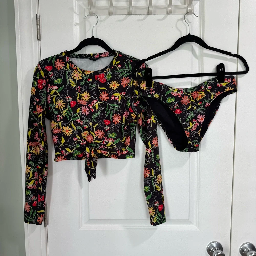 Kate Spade Rooftop Garden Cropped Long Sleeve Rash Guard Top & Bikini Bottom M - Picture 9 of 11
